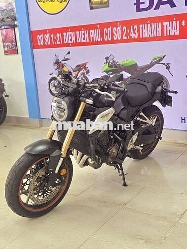 Honda cb650r date 2021 đập thùng mới 2022