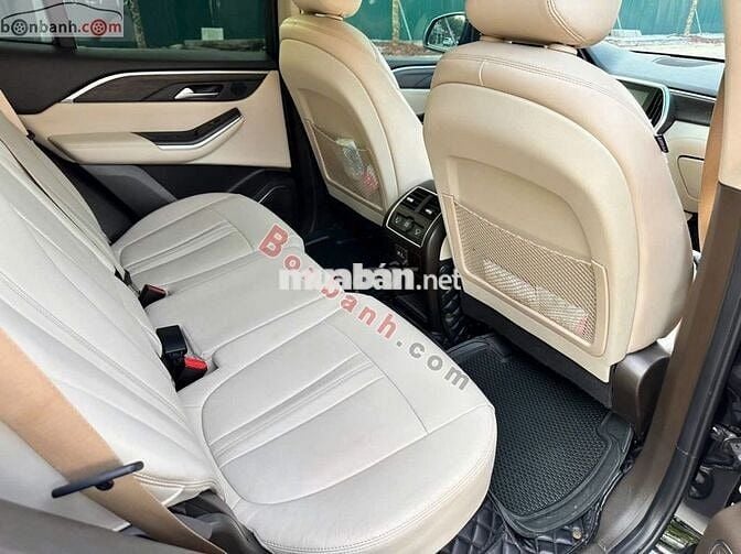 VinFast Lux SA 2.0 Premium 2.0 AT 2020 - 595 Triệu