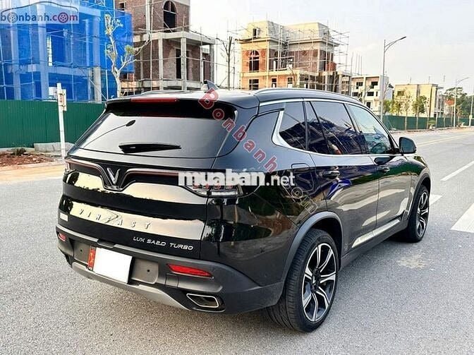 VinFast Lux SA 2.0 Premium 2.0 AT 2020 - 595 Triệu