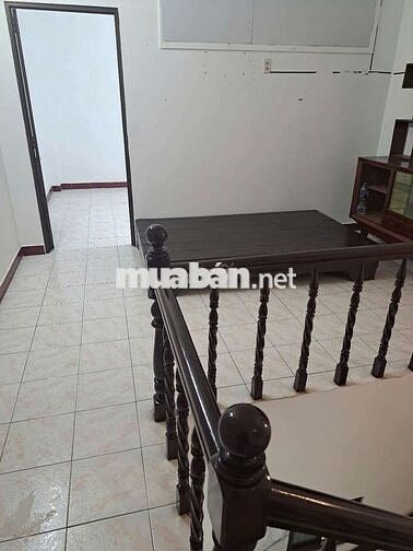 Cho thuê nguyên căn rộng thoáng, 4pn, hẻm tải thông, Lê Đức Thọ p16 GV