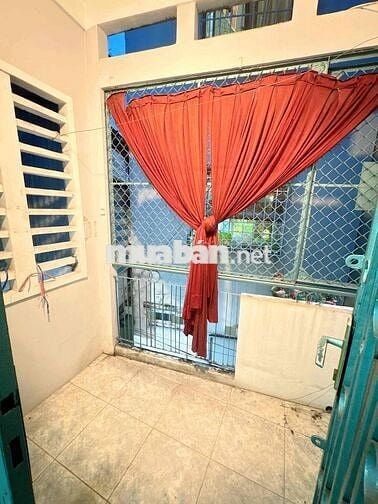 BÁN NHÀ HẺM NGUYỄN THƯỢNG HIỀN, P4, Q3 – 22/25M², 3 TẦNG – GIÁ CHỈ 3.8