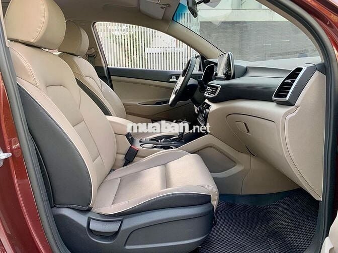 Hyundai Tucson 2020 máy xăng số tự động