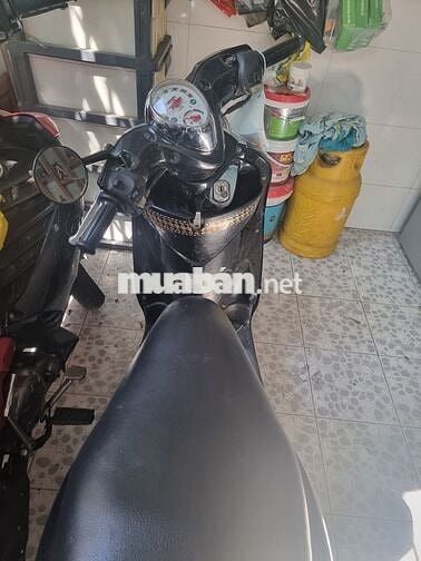 Xe máy Yamaha Mio Classic màu đen