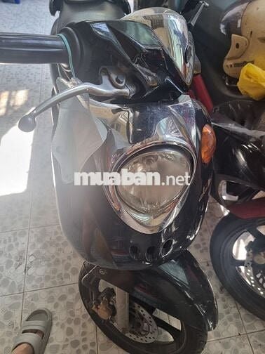 Xe máy Yamaha Mio Classic màu đen