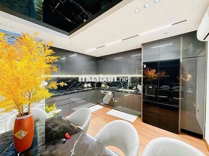 Tòa VP hạng A giữa trung tâm Kim Ngưu /Lạc Trung 78 m 8 tầng thang máy