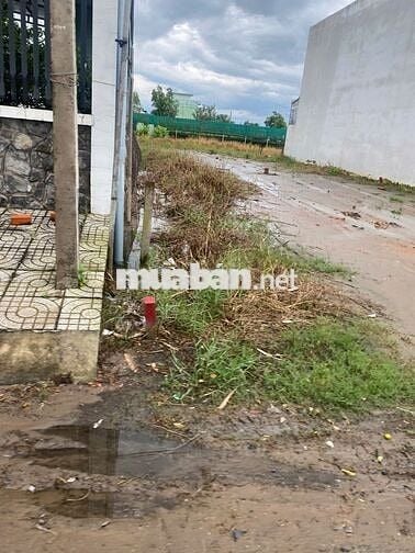 Đất nằm gần kcn Phước Đông, 100m2 thổ cư, cách QL50 500m