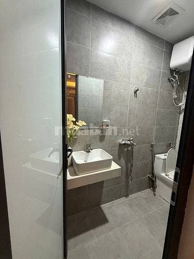 Cho thuê lâu dài căn hộ Studio ngõ 46 Phạm Ngọc Thạch