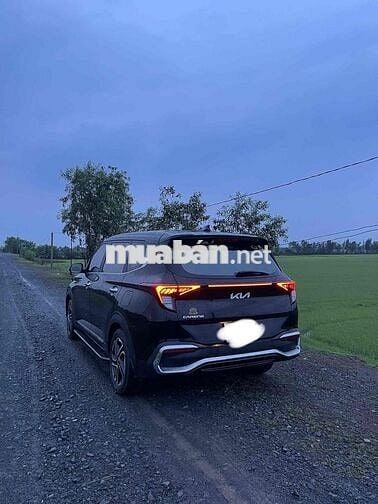 Kia Carens 2024 1.5G IVT - 45000 km