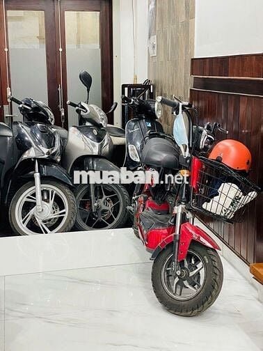 Nhà quận 1 119m2, 1 trệt, 2 lầu, 1 sân thượng, nội thất cao cấp