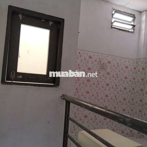 Phòng mới, thoáng mát, yên tĩnh và an ninh