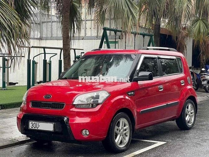 Kia soul  2009 SLi 1.6 AT - 70000 km