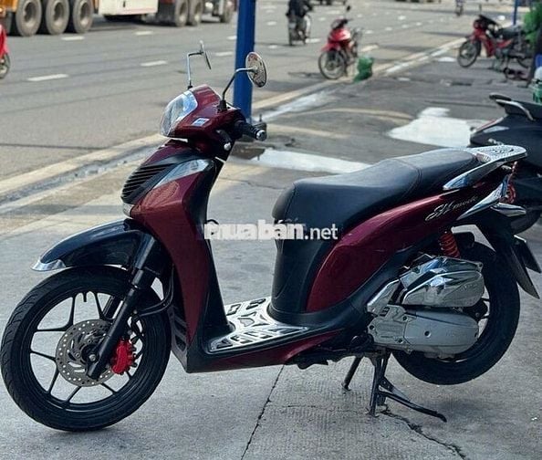 Xe máy Honda SH Mode màu đỏ