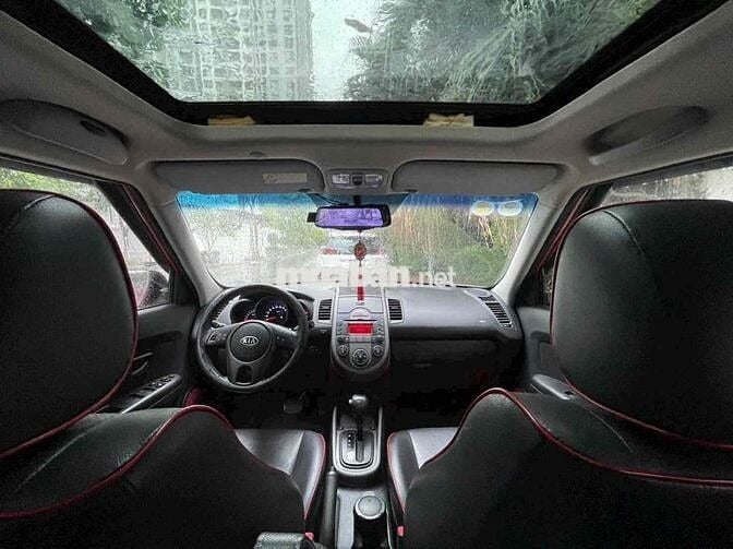 Kia soul  2009 SLi 1.6 AT - 70000 km