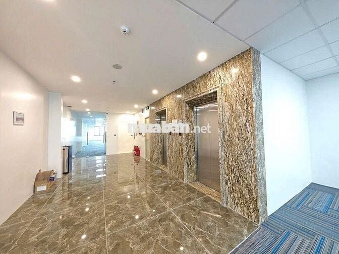 🏡 CHO THUÊ NHÀ MT NGUYỄN BÁ TUYỂN_K300_7x20m_HẦM 5 LẦU, THANG MÁY.
