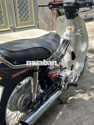 Honda Dream 100cc LD 2005 nâu vô đồ thái nhiều