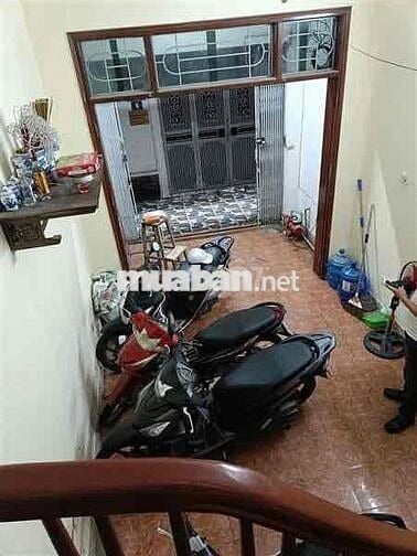 Bán nhà Hồ Tùng Mậu - 40m2 - 4 tầng - dân xây - 7 phòng cho thuê