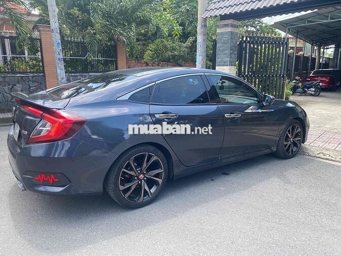 Honda Civic 2019 1.5 Turbo RS - 60000 km