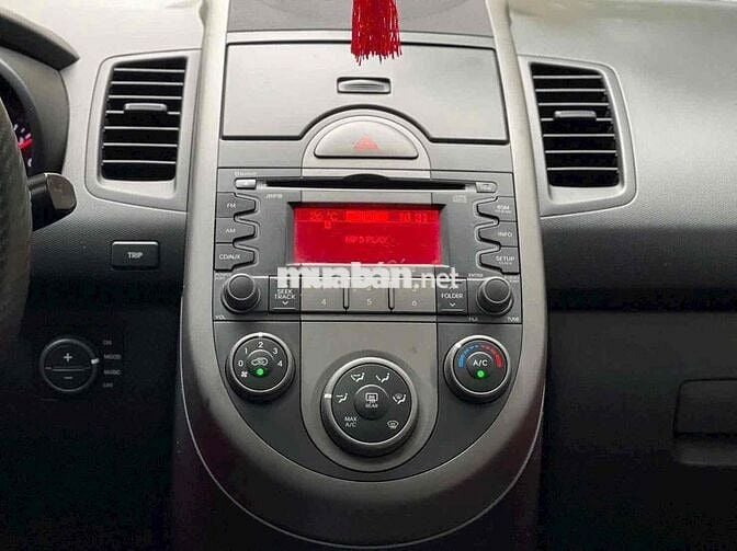 Kia soul  2009 SLi 1.6 AT - 70000 km