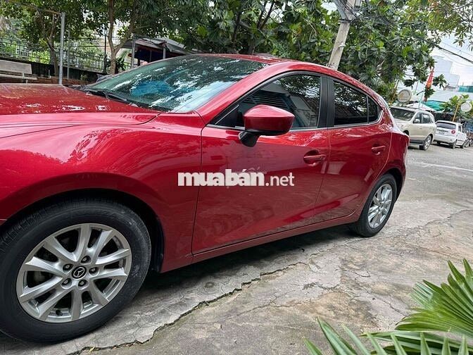 Mazda 3 2016 1.5 AT Hatchback - 30000 km 1 chủ