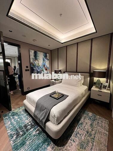 Căn 3 PN view Tràng Tiền Plaza, full nội thất 6* - QL Ritz - Carlton