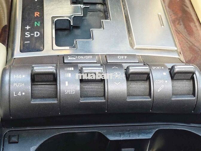 Lexus LX570 sx 2010 chính chủ từ mới siêu đẹp