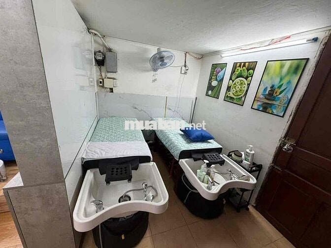 Sắp đi Mỹ cần sang tiệm Nail Tóc nhỏ MT Nguyễn Du p1 GV chỉ 7tr/tháng