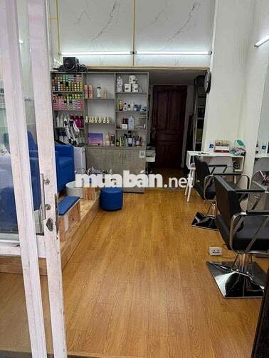Sắp đi Mỹ cần sang tiệm Nail Tóc nhỏ MT Nguyễn Du p1 GV chỉ 7tr/tháng