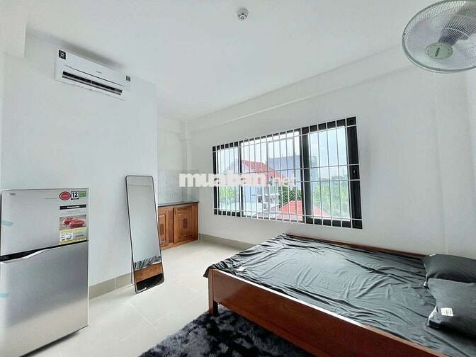 CHO THUÊ PHÒNG STUDIO FULL NỘI THẤT CỬA SỔ GẦN DH NGUYỄN TẤT THÀNH