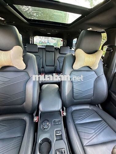 Ford Everest Titanium Plus 2.0L 4x4 AT 2025