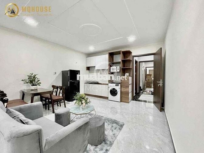 CHDV full nội thất 1pn ban công, cửa sổ máy giặt riêng ngay chợ HHT