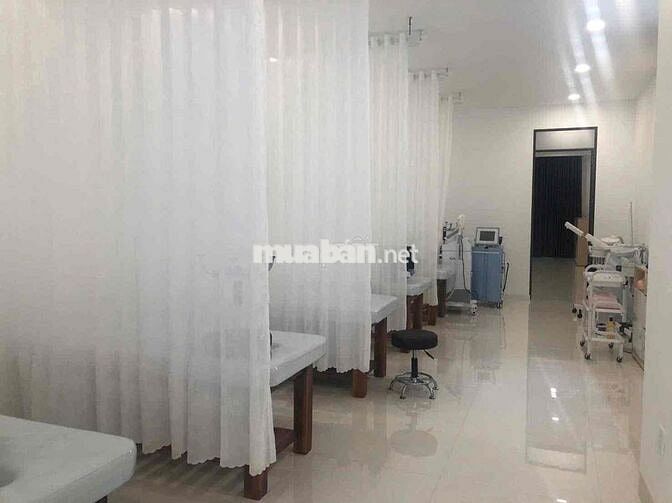 Cho thuê mặt bằng ngay đèn xanh đèn đỏ Trung tâm Thủ Dầu Một Bình Dươn