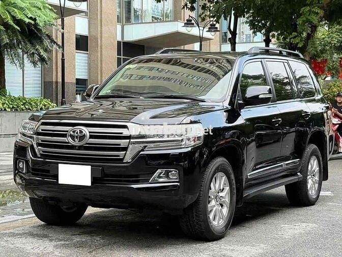 Toyota LandCruiser VX 4.6 V8 sx 2020 màu đen