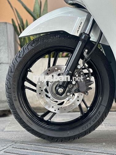 Bán Sh150 ABS đời 2018 hàng bỏ mẫu ( Biển sài gòn)
