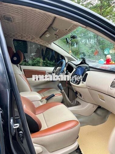 Toyota Innova 2006 G - 121538 km