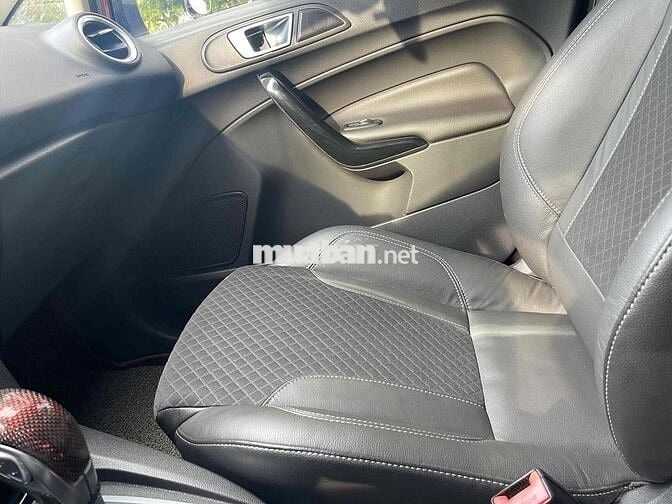 Ford Fiesta 2016 1.0 AT Sport - 710000 km