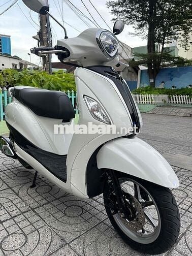 Grande Fi 2010 đèn led.BS 86 chính chủ công chứng