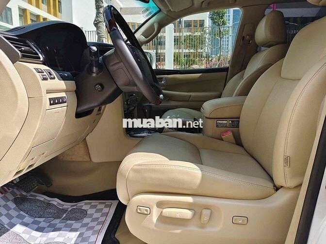 Lexus LX570 sx 2010 chính chủ từ mới siêu đẹp