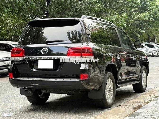 Toyota LandCruiser VX 4.6 V8 sx 2020 màu đen