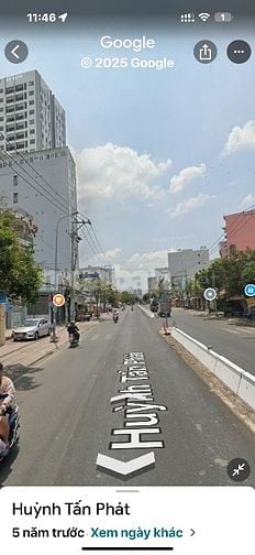 Nhà Mặt tiền 5.5m, vỉa hè rộng rãi