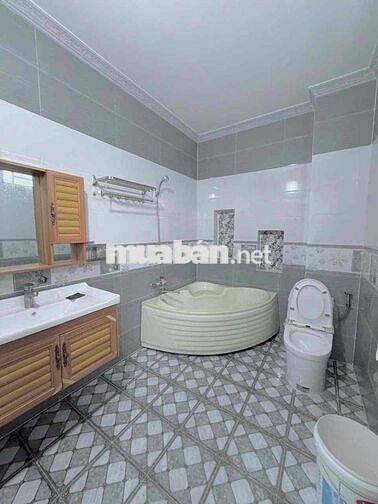 🌻C.G - CHO THUÊ NHÀ TRỆT 2 LẦU MỚI ĐẸP ĐƯỜNG D6 KDC HỒNG LOAN