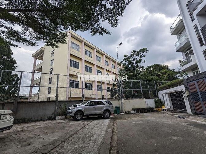 NHÀ 2 TẦNG, (DTSD 50M²) – CHỈ 5 TỶ – TRUNG TÂM LINH CHIỂU, HOÀNG DIỆU2