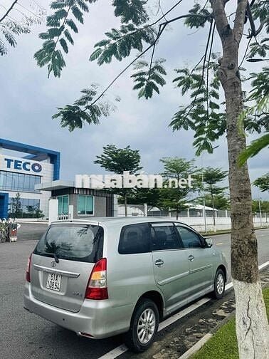 Toyota Innova 2013 2.0E - 150000 km