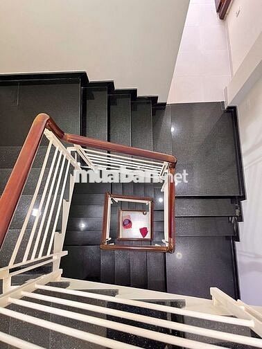 Khu Bàn Cờ 281 Lê Văn Sỹ,P1 - DT: 3x16m [vuông vức] 3 Tầng. Chỉ 8.6 tỷ