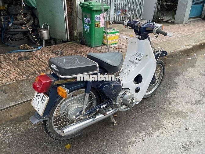 Honda Super Cub 50cc xanh trắng đã dùng