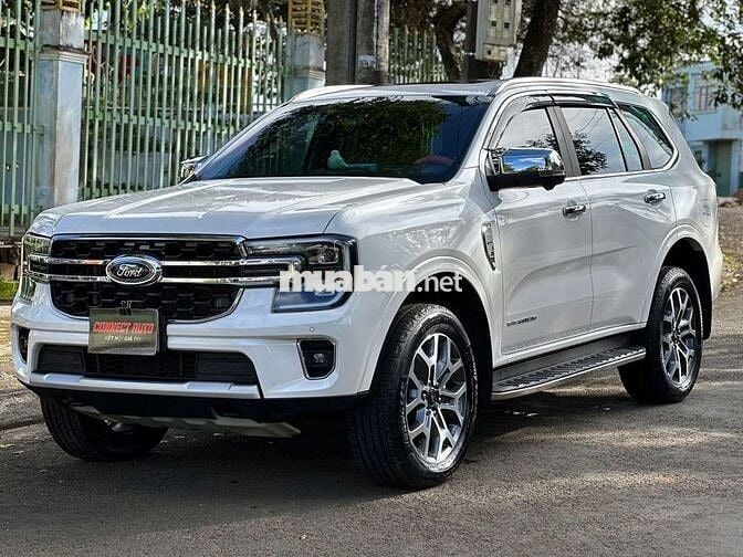 Ford Everest Titanium Plus 2.0L 4x4 AT 2025