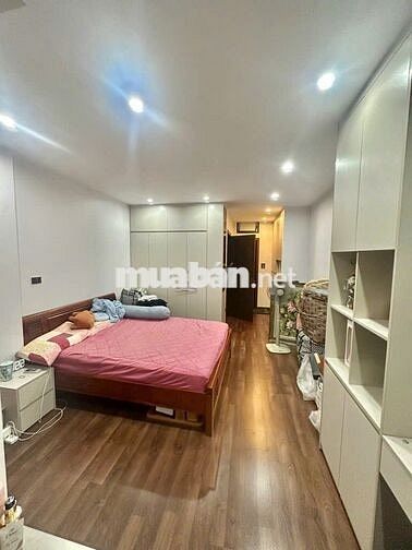 BÁN NHÀ LẠC LONG QUÂN – 40M² – 5T – MT 3.9M – GIÁ 14.8 TỶ – CẦU GIẤY