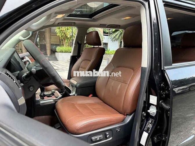 Toyota LandCruiser VX 4.6 V8 sx 2020 màu đen