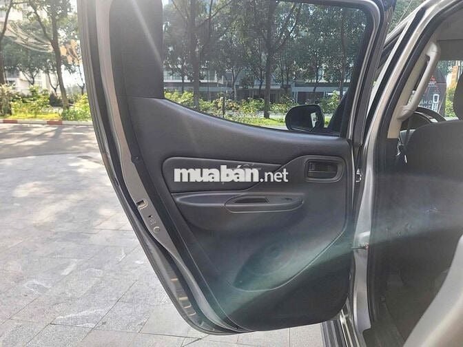 Mitsubishi Triton 2021 4x2 AT MIVEC