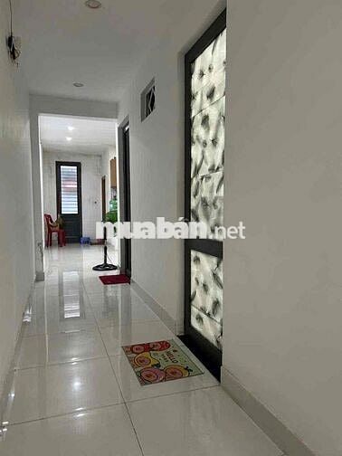 Nhà Gác Lửng Đúc Đẹp Gần Biển,Đường 5m5