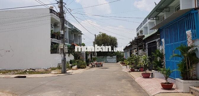 Bán nhà 1 trệt, 1 lầu, Ấp Xoài Đôi, Xã Long Trạch, Cần Đước, Long An.